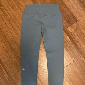 Alo Logo 7/8 High Waist Airbrush Legging